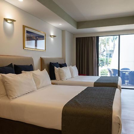 Mindil Beach Casino Resort Darwin Exteriér fotografie A room at the Mantra on Mooloolaba
