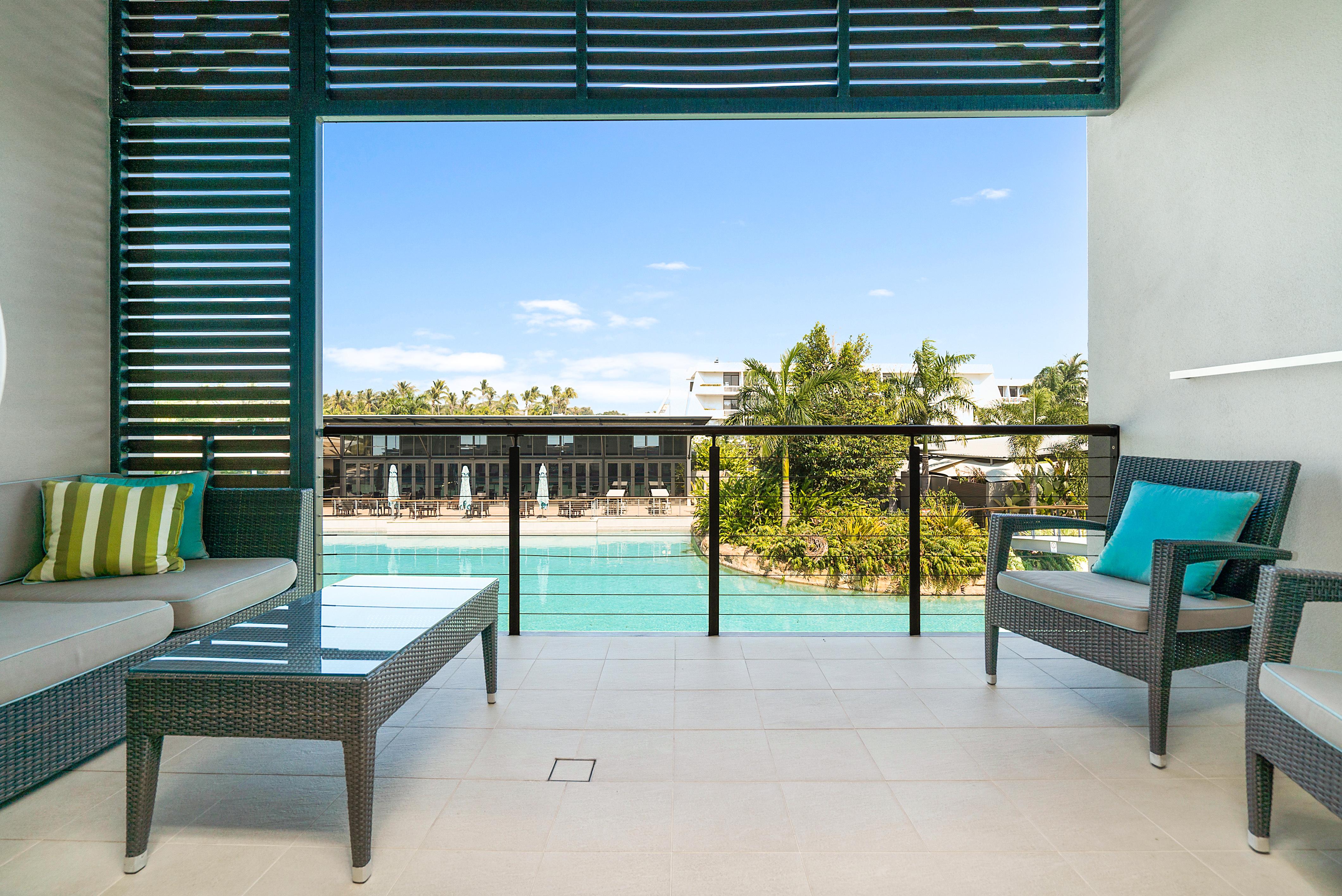 Mindil Beach Casino Resort Darwin Exteriér fotografie The pool at the W Hotel