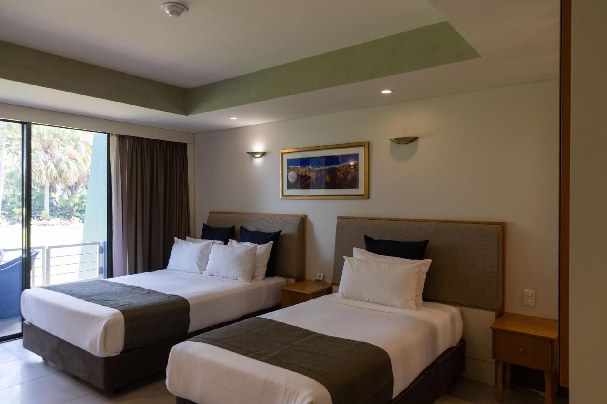 Mindil Beach Casino Resort Darwin Exteriér fotografie Deluxe room at the resort