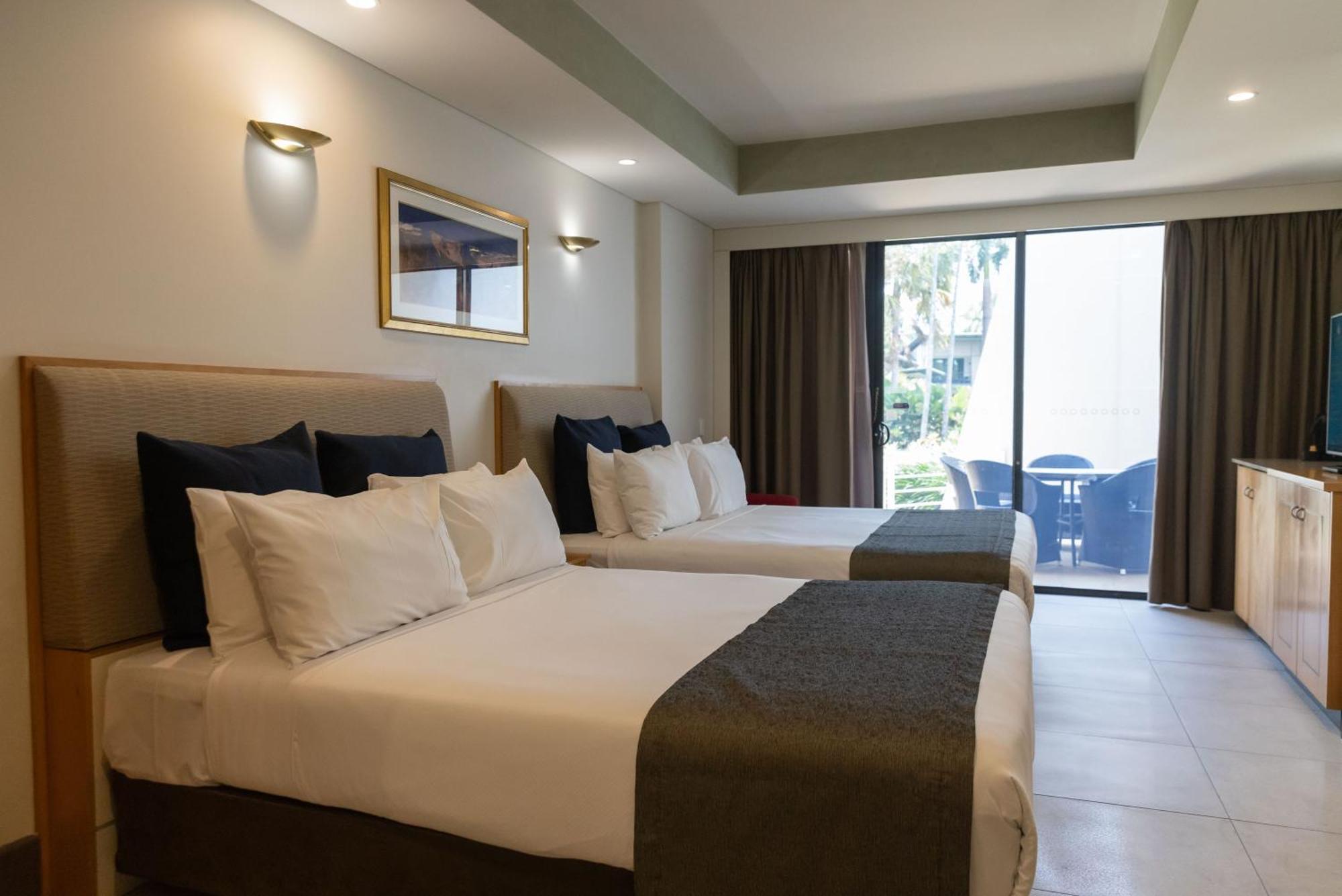Mindil Beach Casino Resort Darwin Exteriér fotografie A room at the Mantra on Mooloolaba