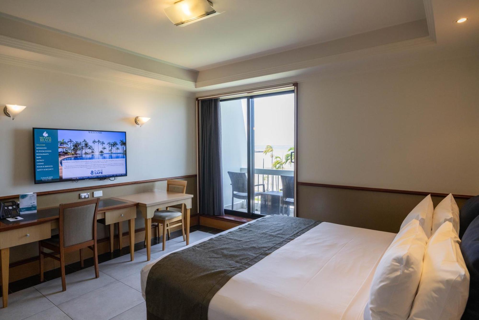 Mindil Beach Casino Resort Darwin Exteriér fotografie A room at the hotel